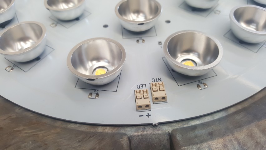 Sviluppo e produzione di gruppi ottici